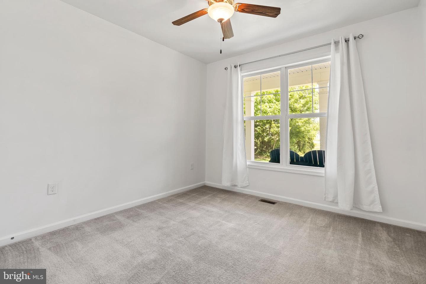 286 Varick Trail photo 38
