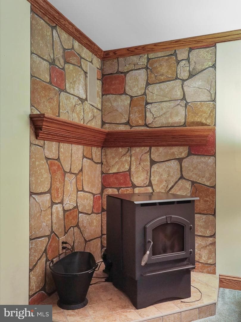 260 Edith Lane photo 15