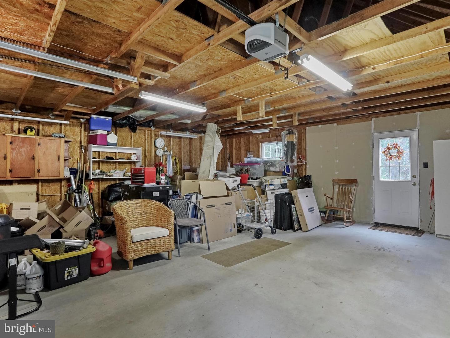 260 Edith Lane photo 31
