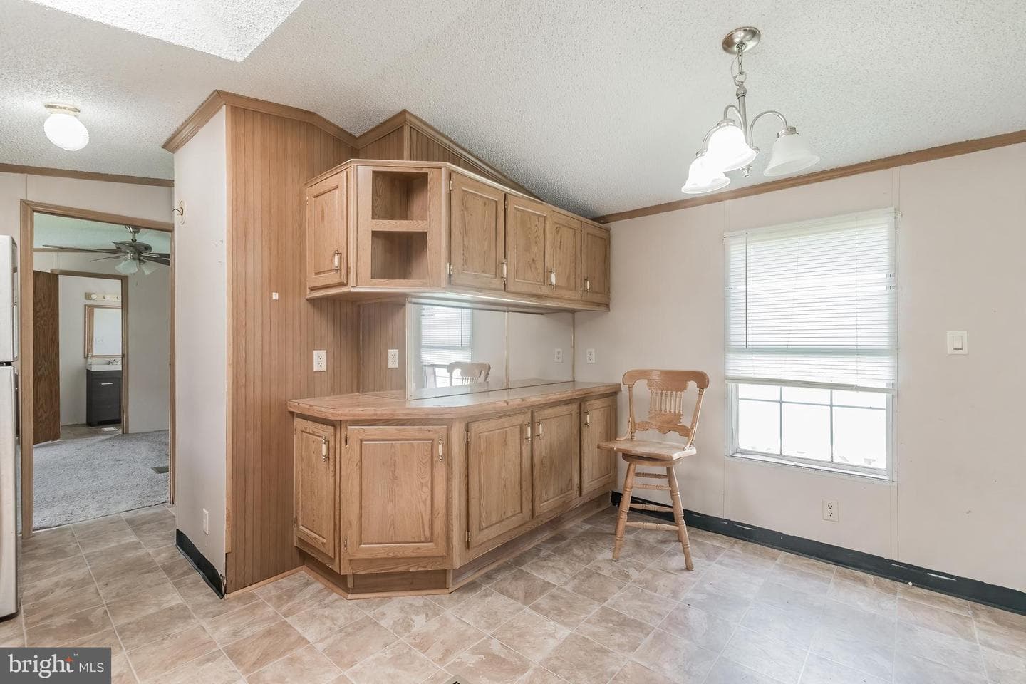 803 Royal Crest Drive photo 15