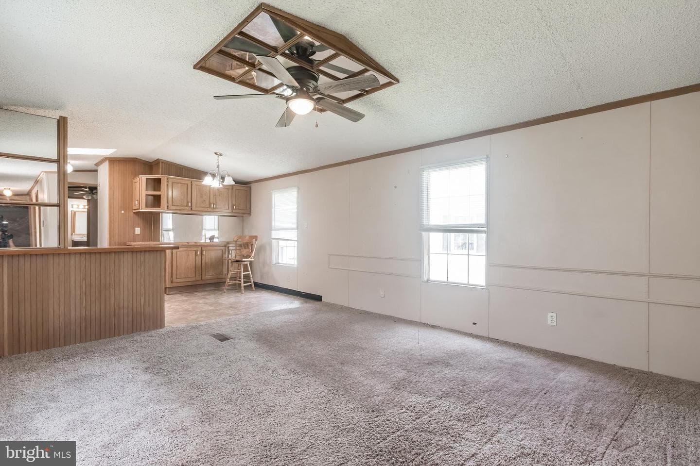 803 Royal Crest Drive photo 9