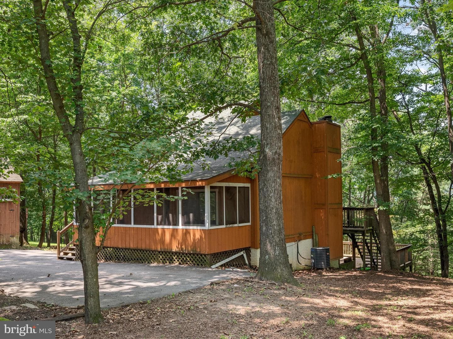 228 Atwood Drive photo 4