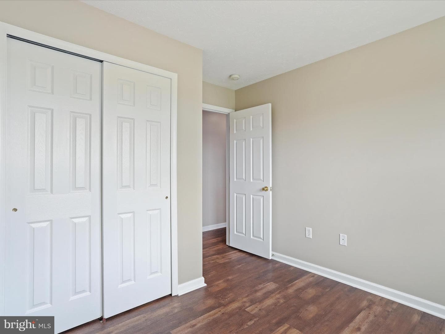 43 Hansberry Court photo 18