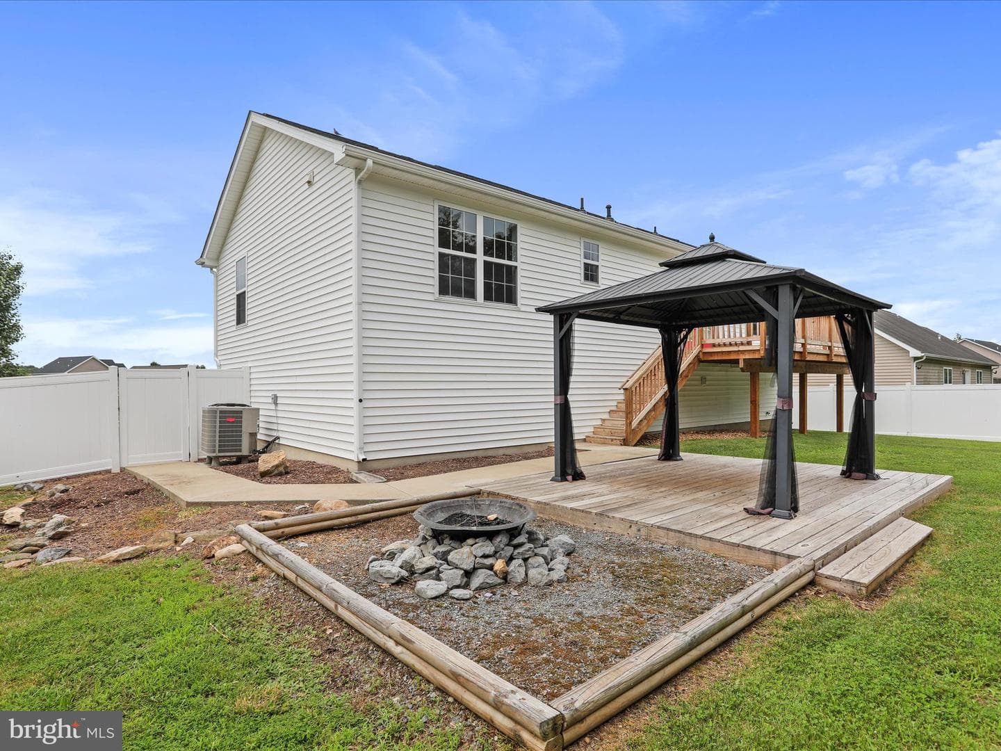 43 Hansberry Court photo 37