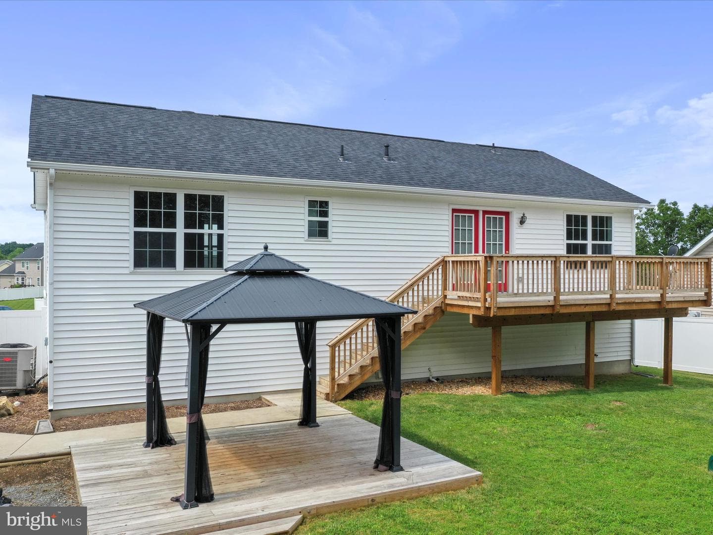 43 Hansberry Court photo 40