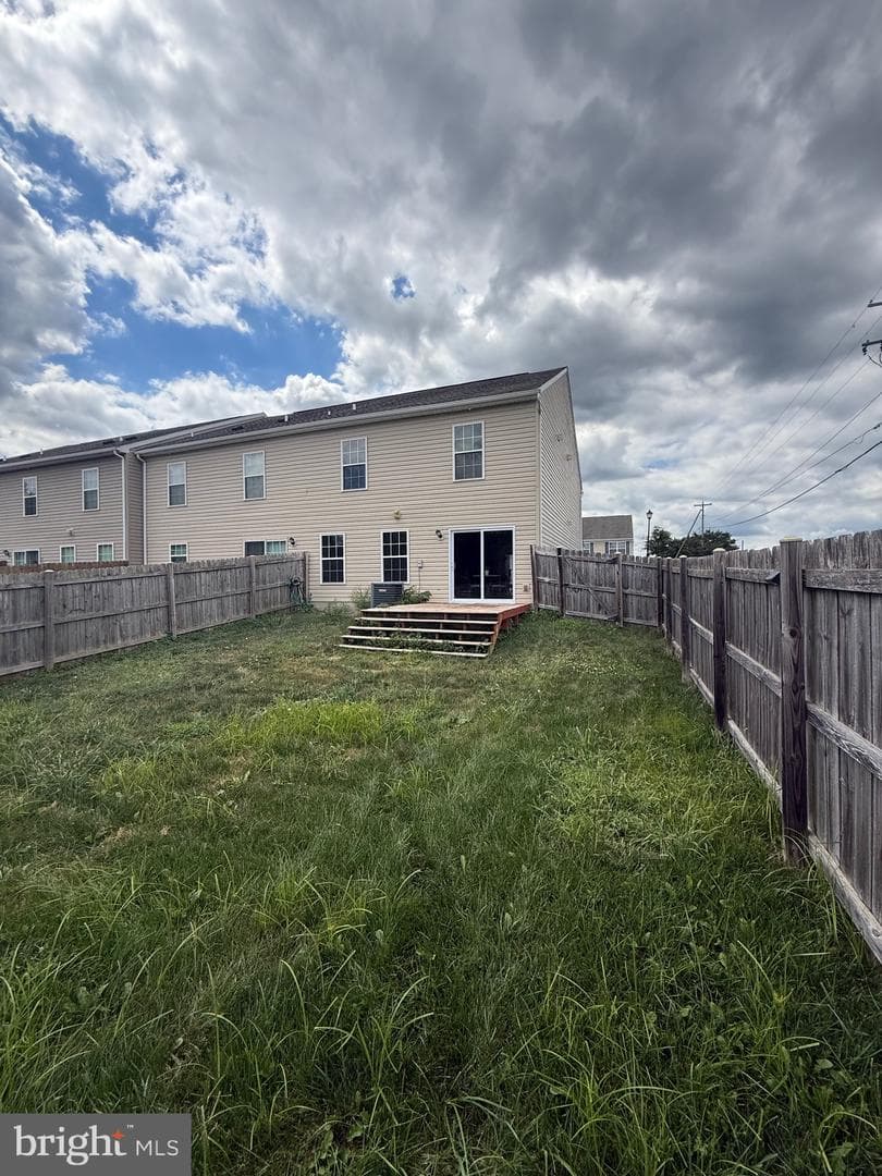 15 Montague Way photo 23