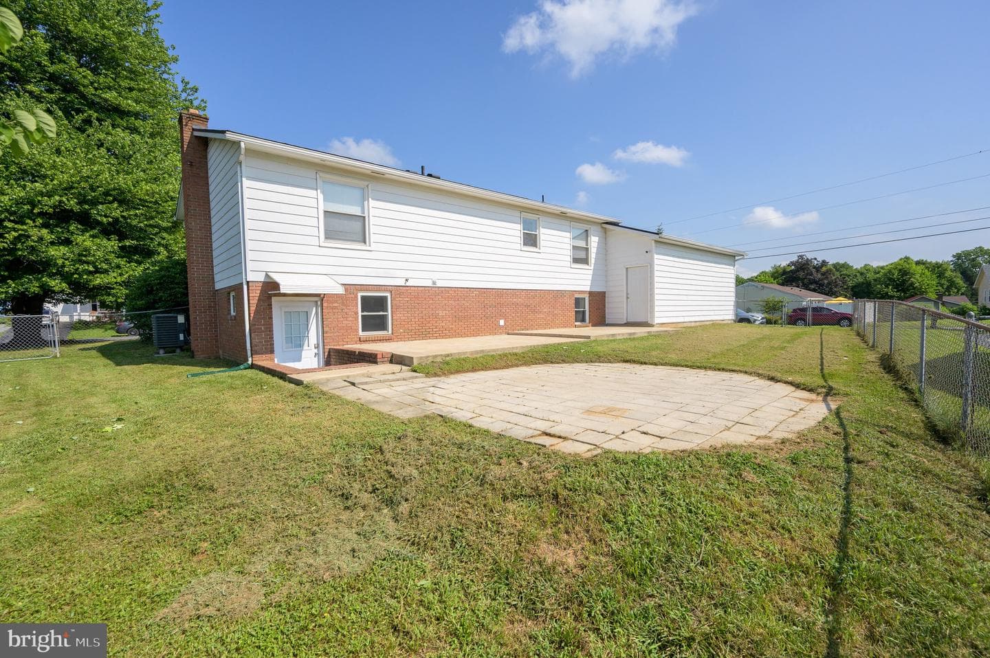 63 Dexter Drive photo 32