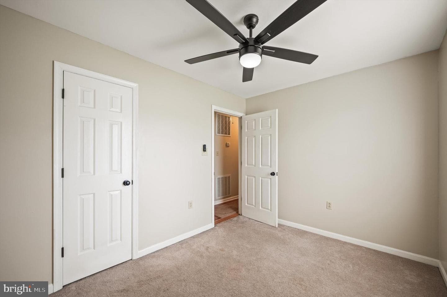 192 Arch Street photo 19