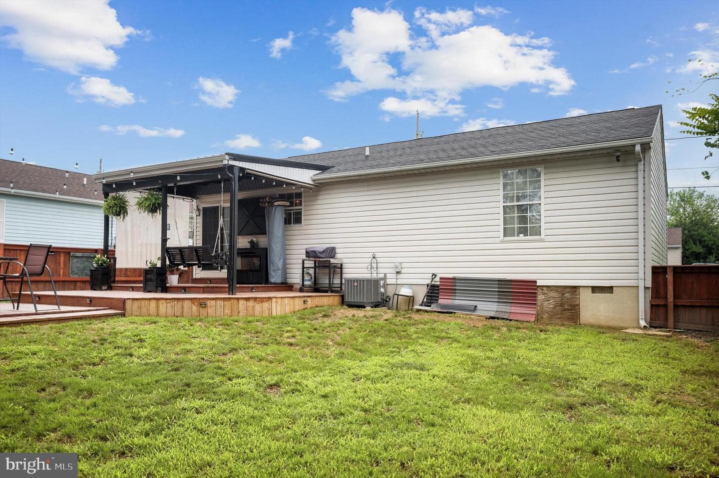 192 Arch Street photo 26