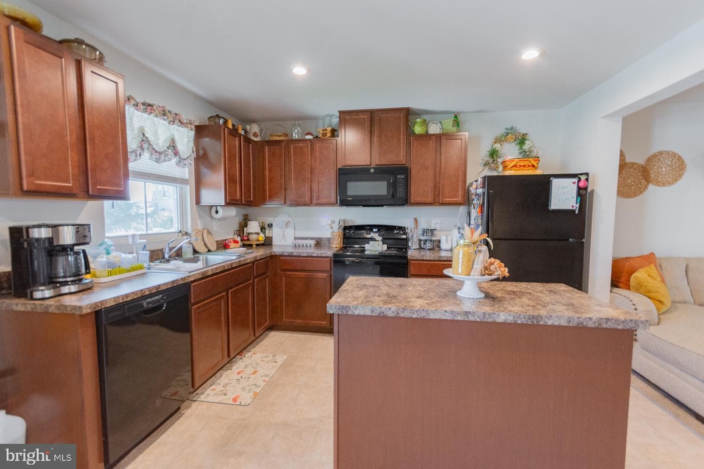 49 Sebago Place photo 17