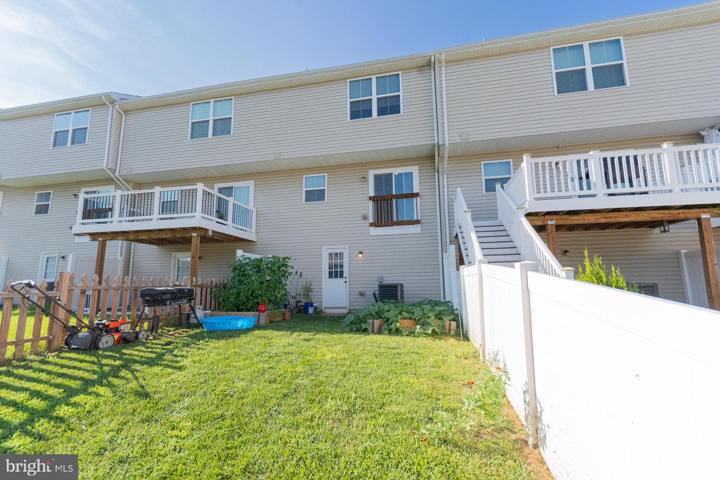 49 Sebago Place photo 43