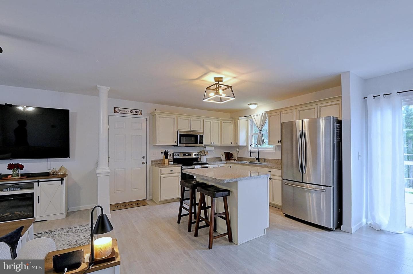 446 Basin Drive photo 21