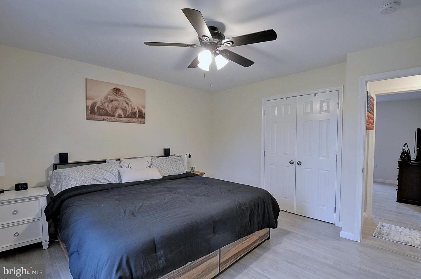 446 Basin Drive photo 32