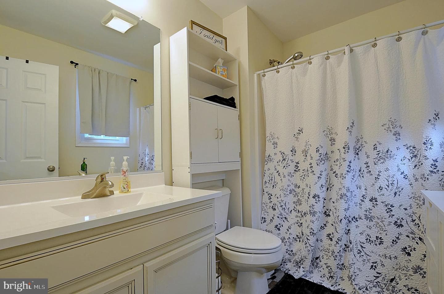 446 Basin Drive photo 33