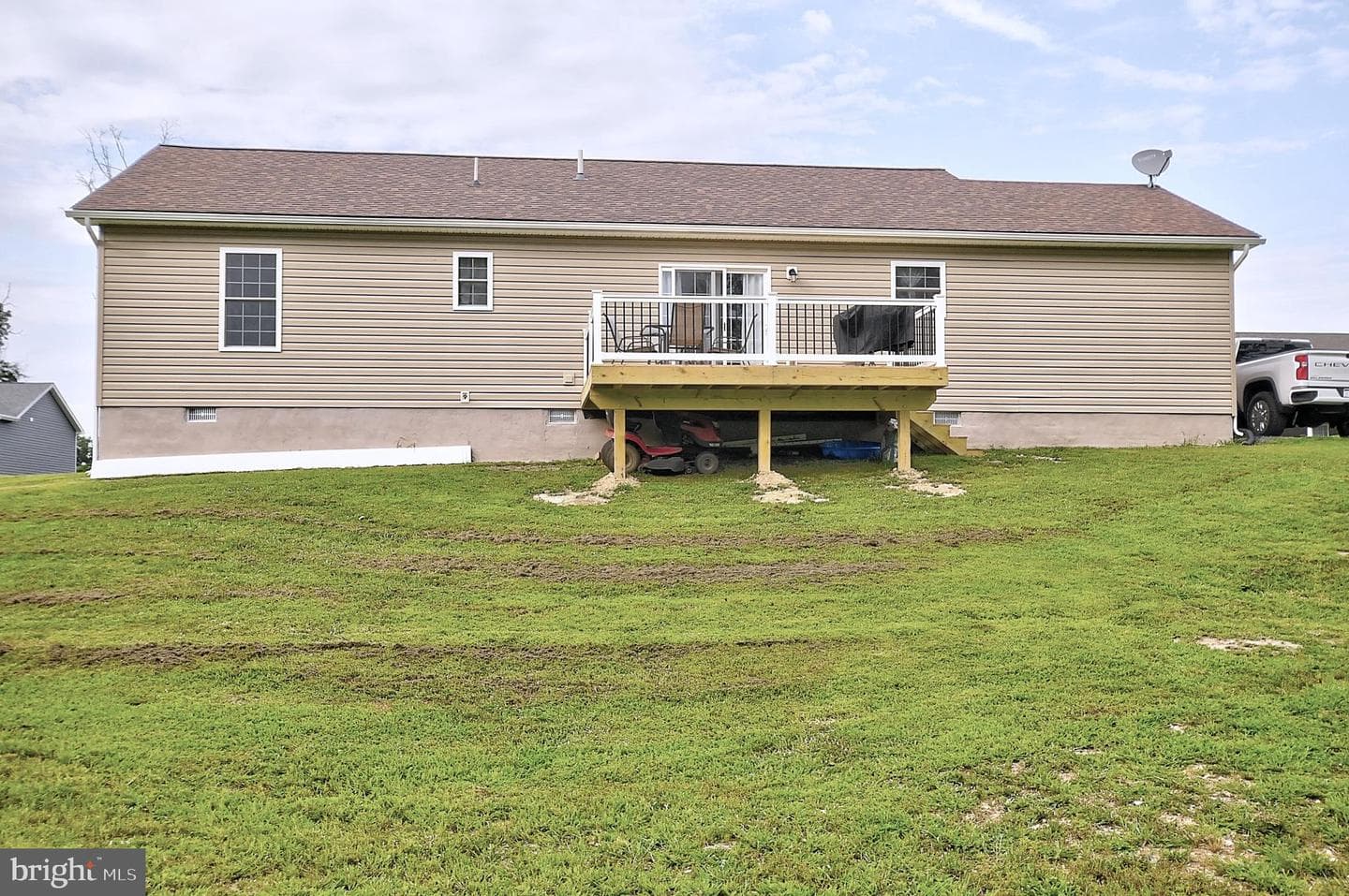 446 Basin Drive photo 7