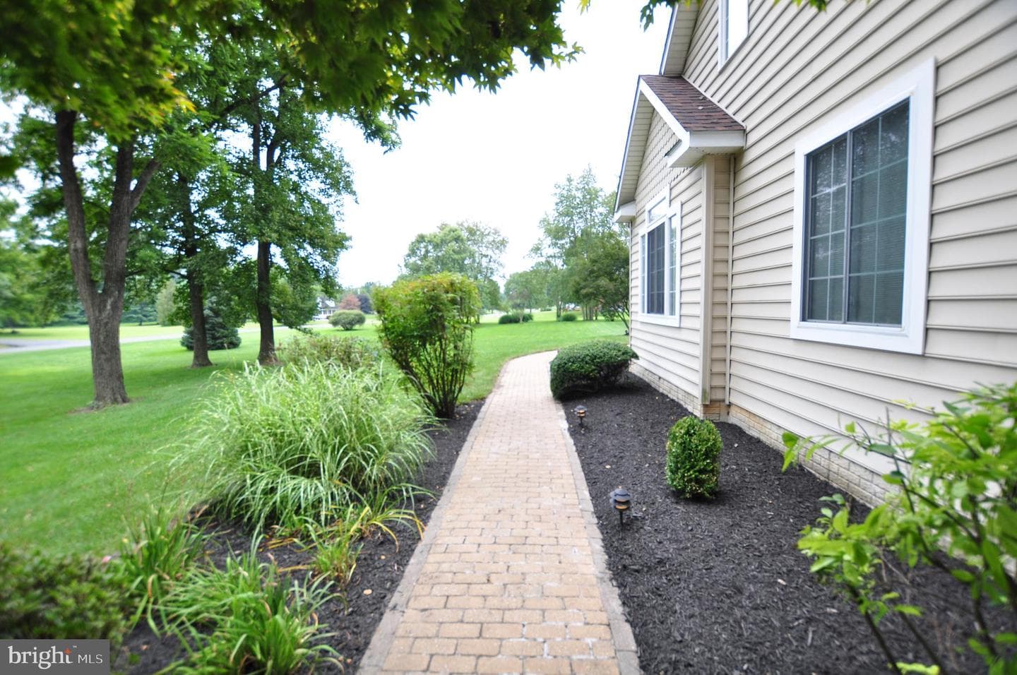 451 Appian Way photo 11