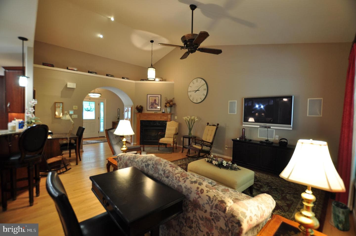451 Appian Way photo 28