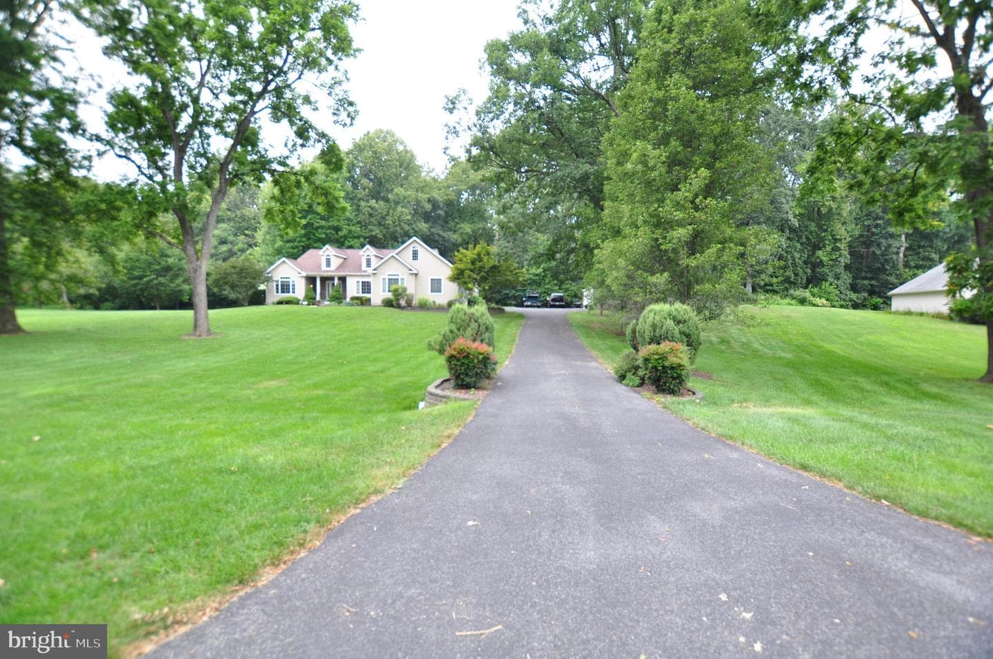 451 Appian Way photo 5
