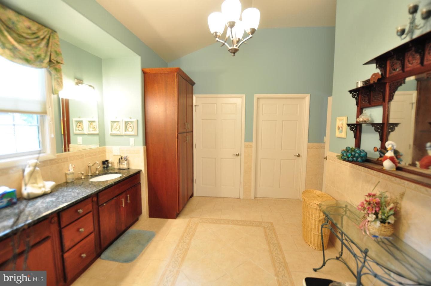 451 Appian Way photo 55