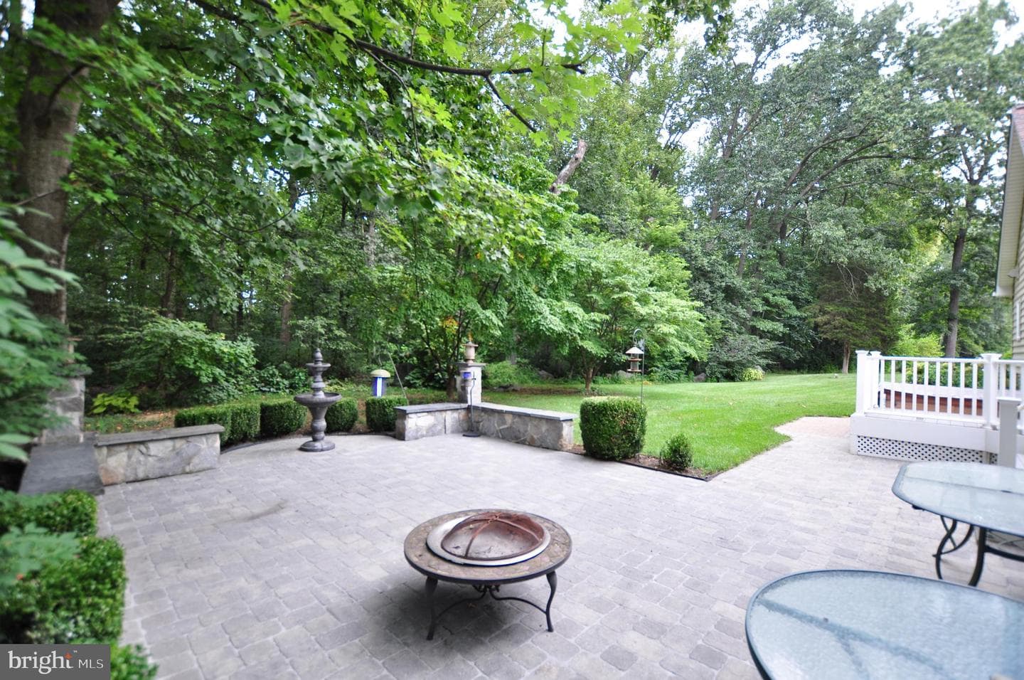 451 Appian Way photo 78