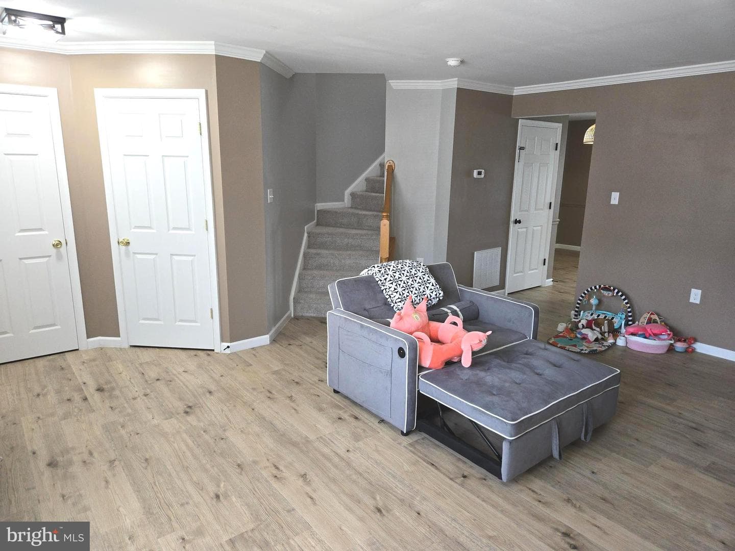 19 Litchfield Lane E photo 5