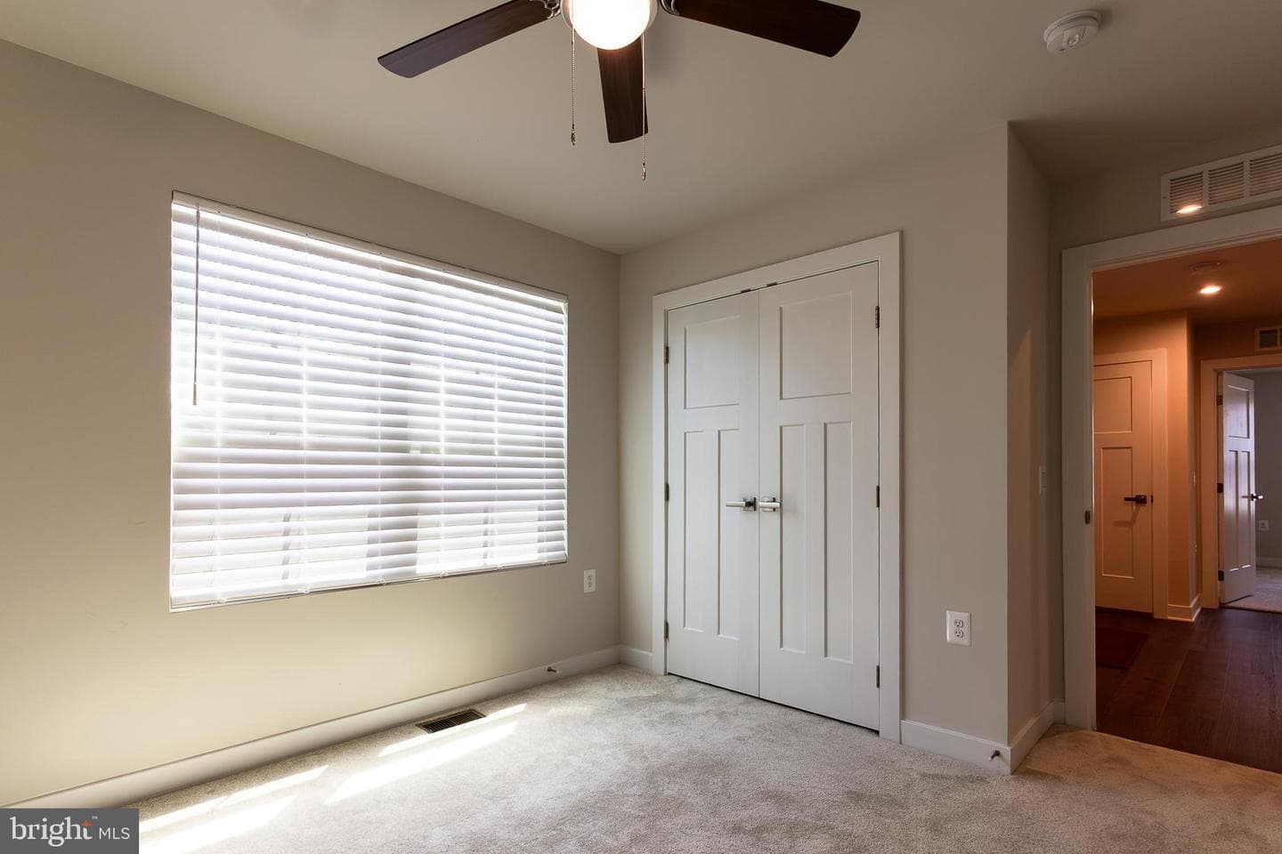 69 Hydro Road photo 31
