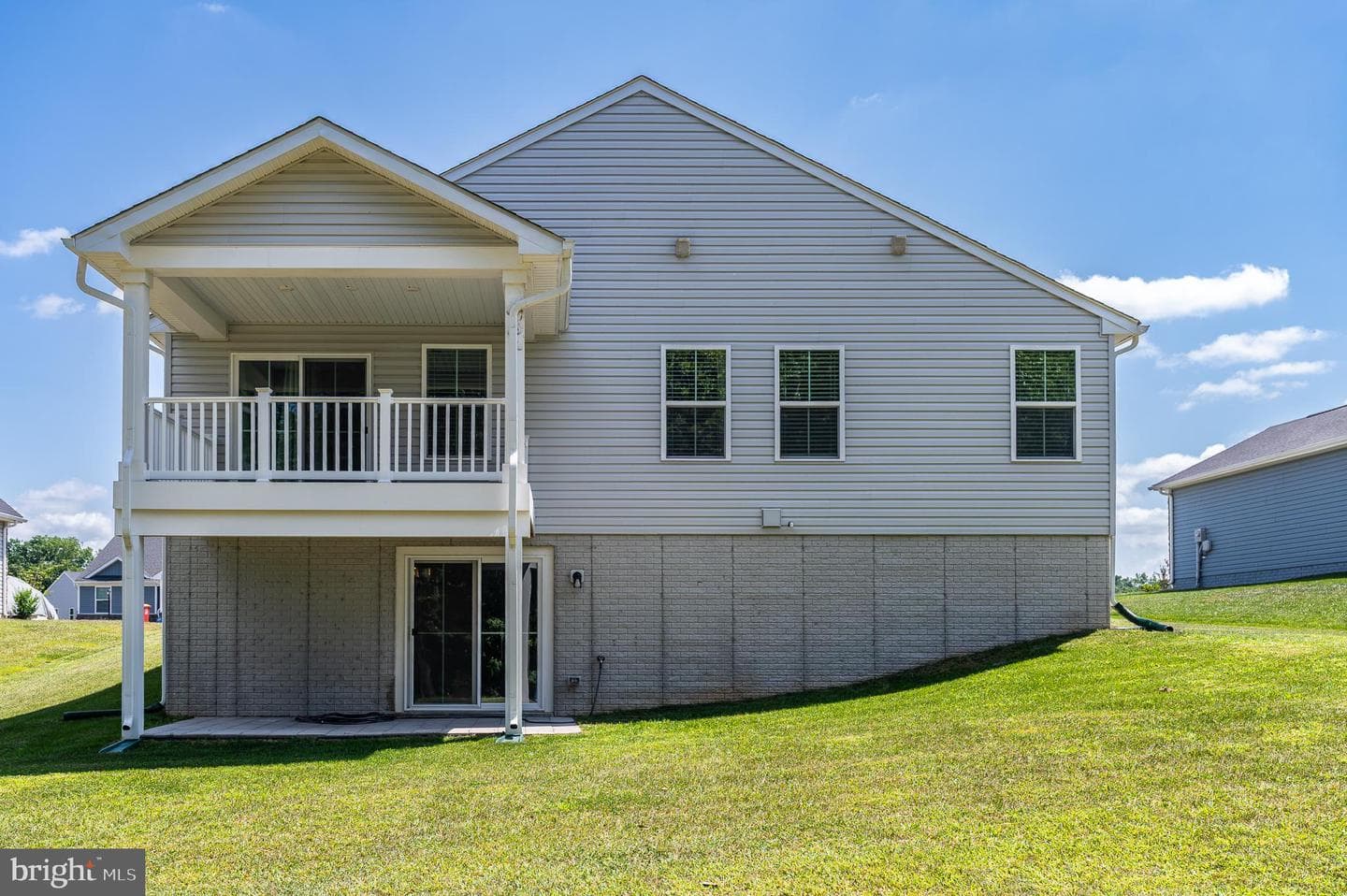 69 Hydro Road photo 45