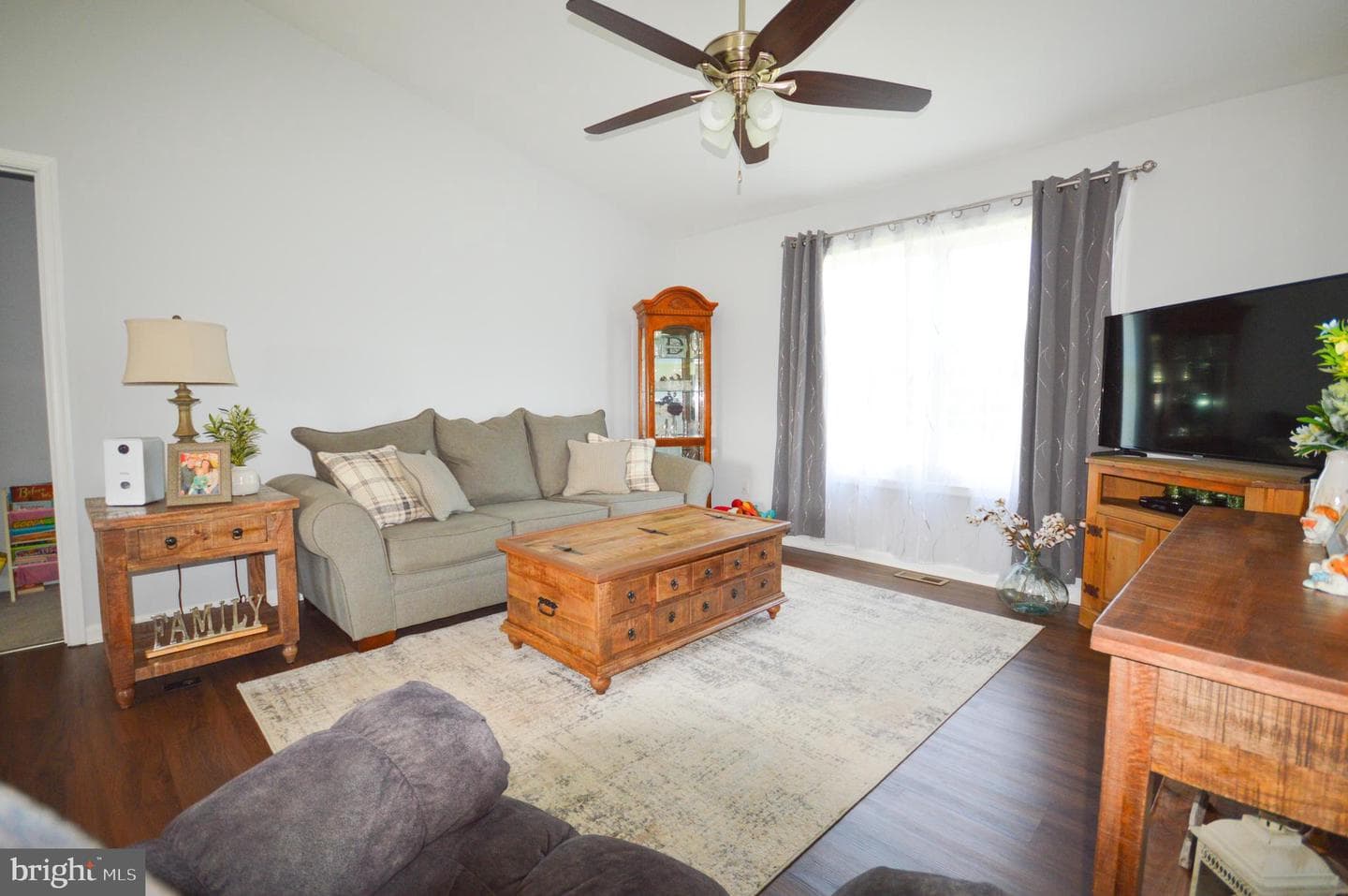 320 Sulphur Springs Road photo 10