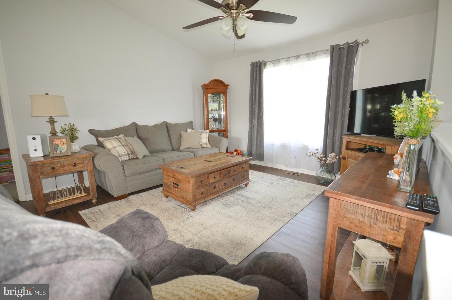 320 Sulphur Springs Road photo 11