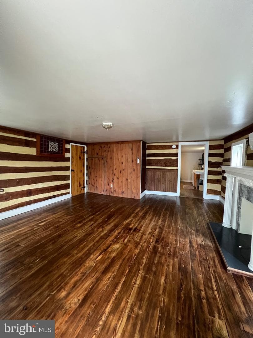 206 N Mary Street photo 6