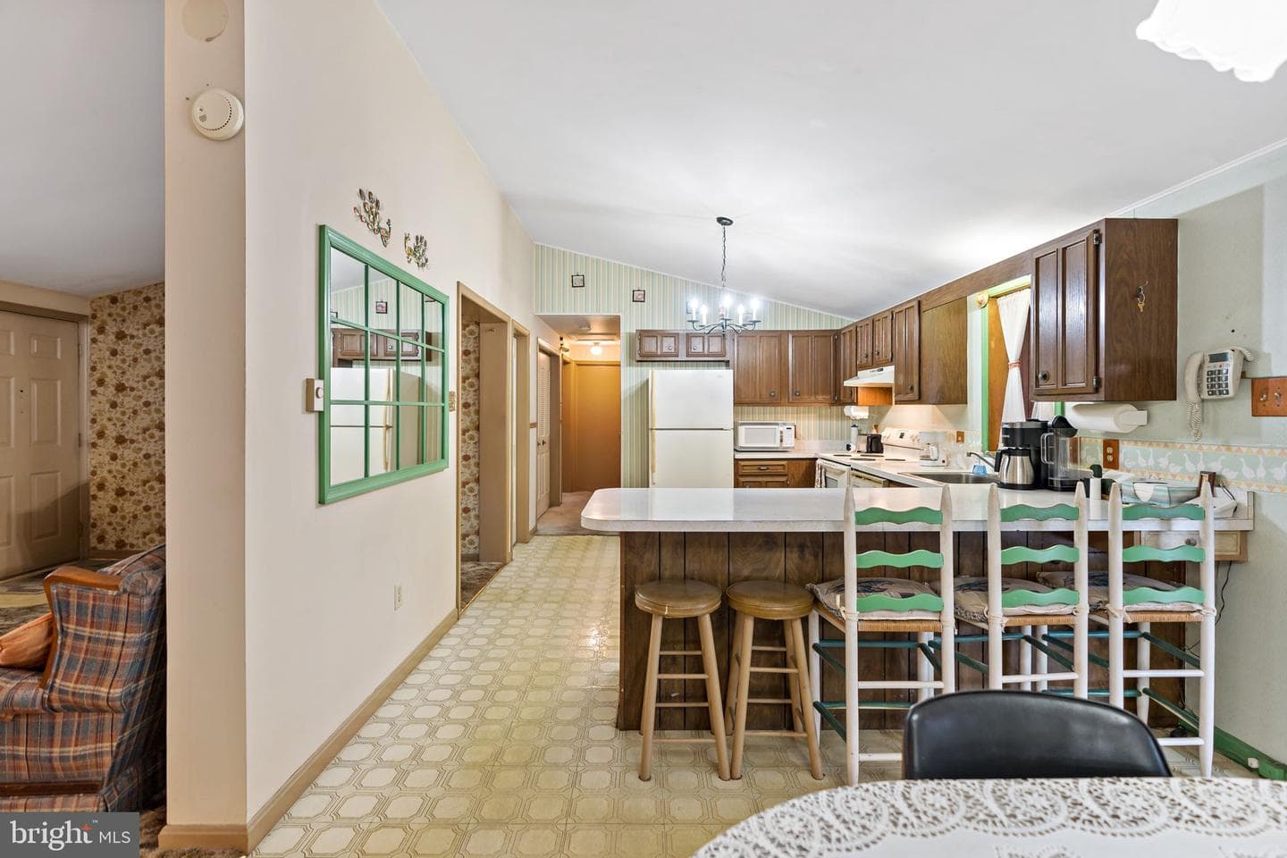 49 Hinton Court photo 14