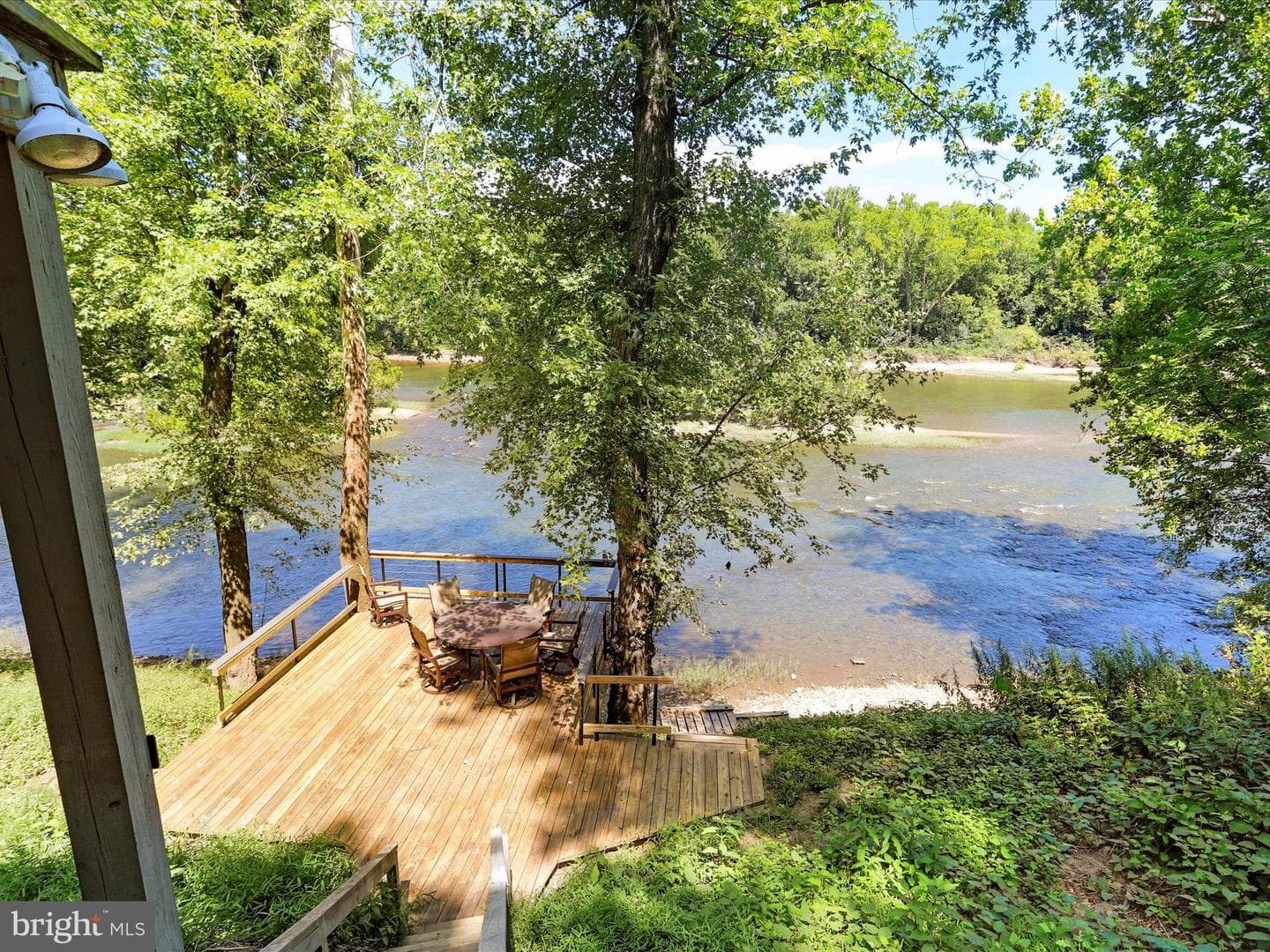 999 Aspero Lane, Falling Waters
