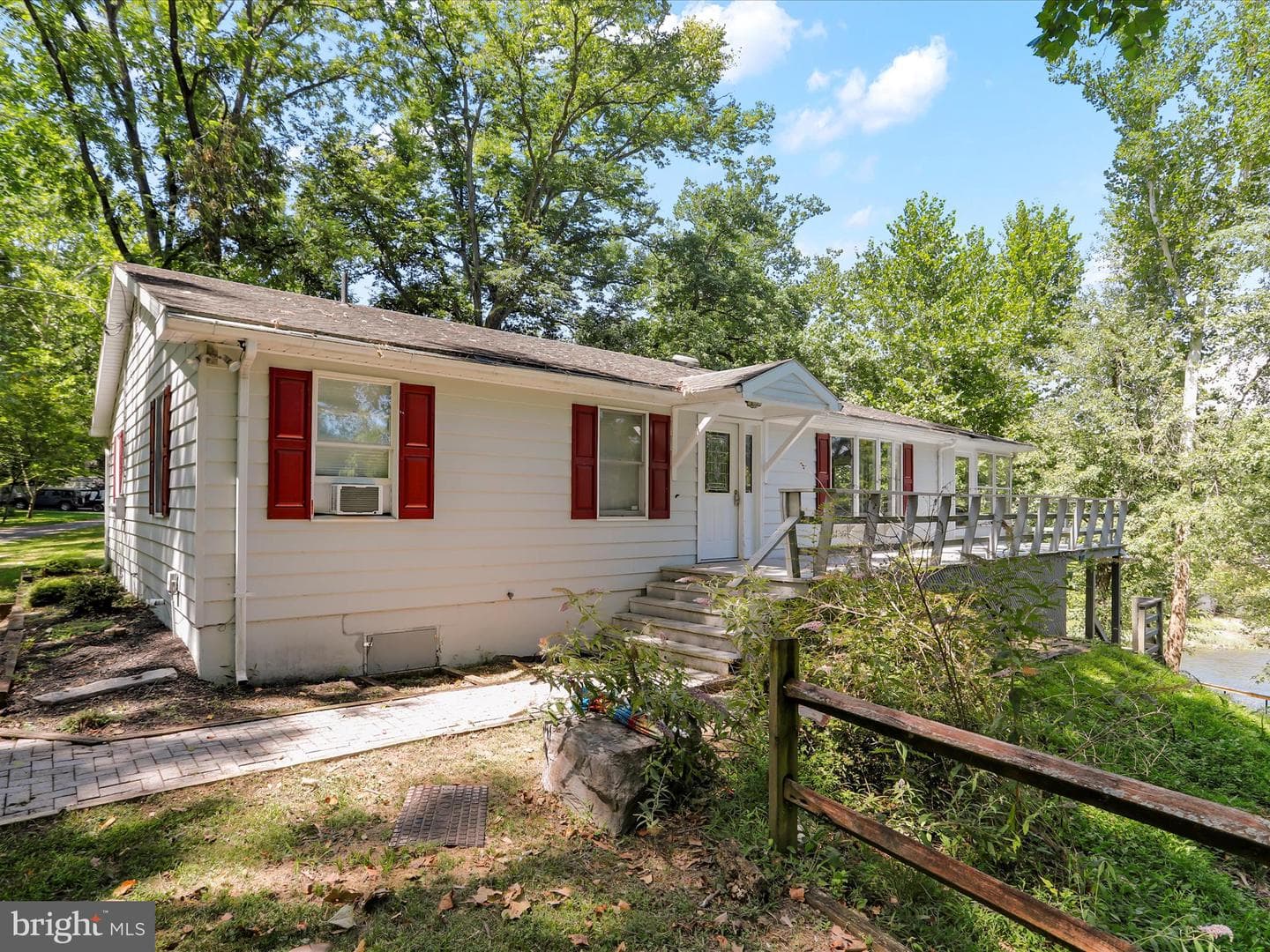 999 Aspero Lane photo 8