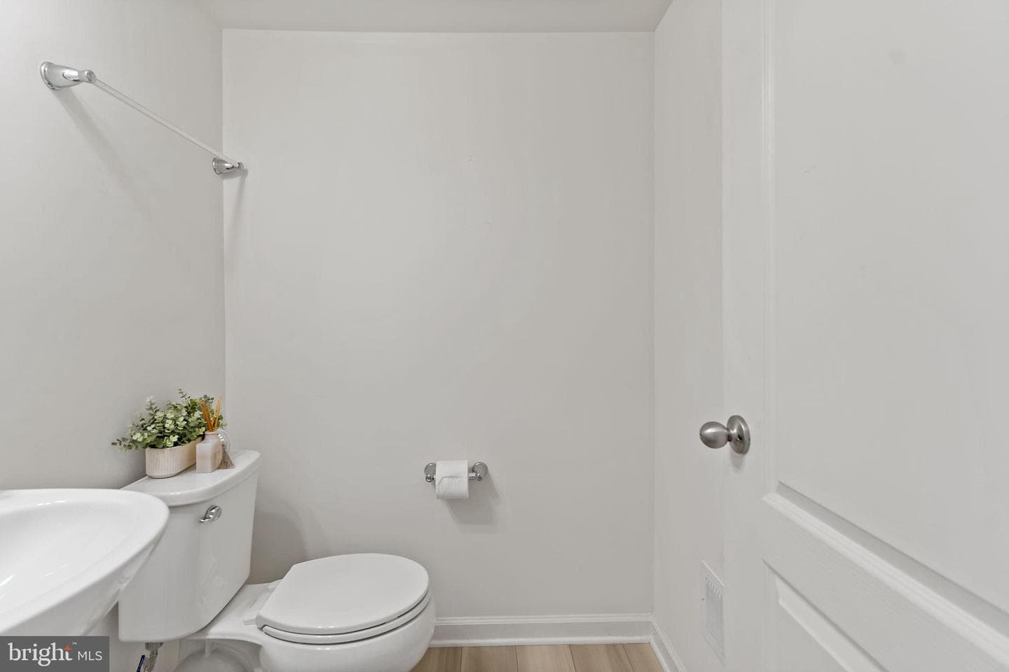 127 Stager Avenue photo 12