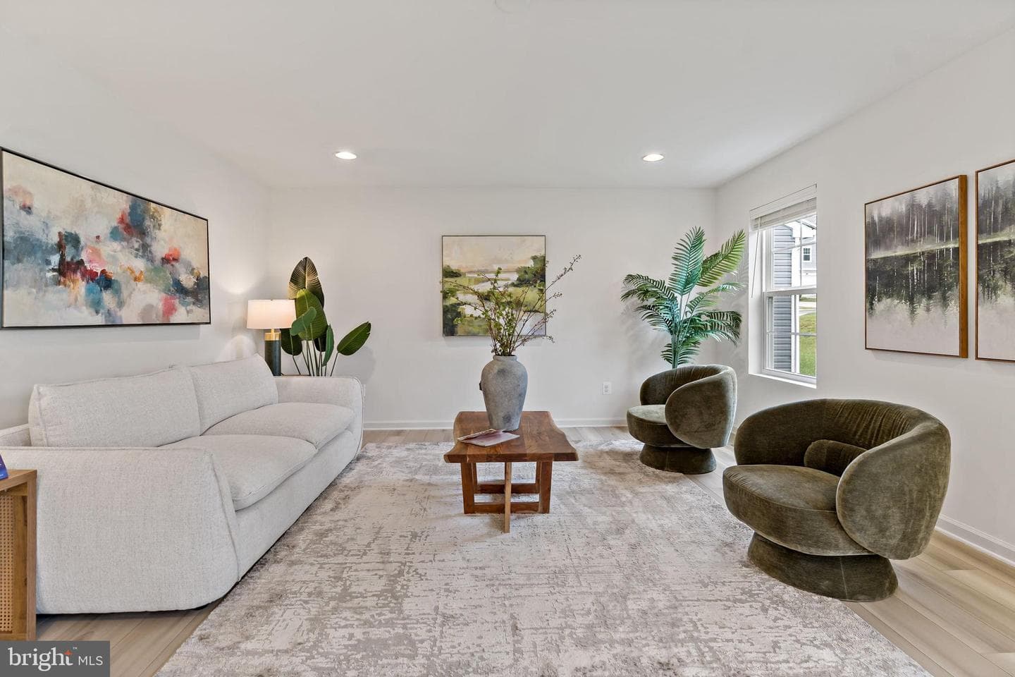 127 Stager Avenue photo 4