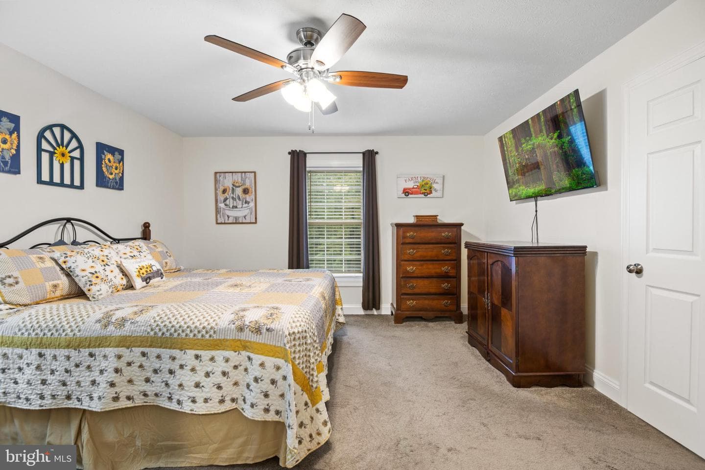 32 Onyx Drive photo 16