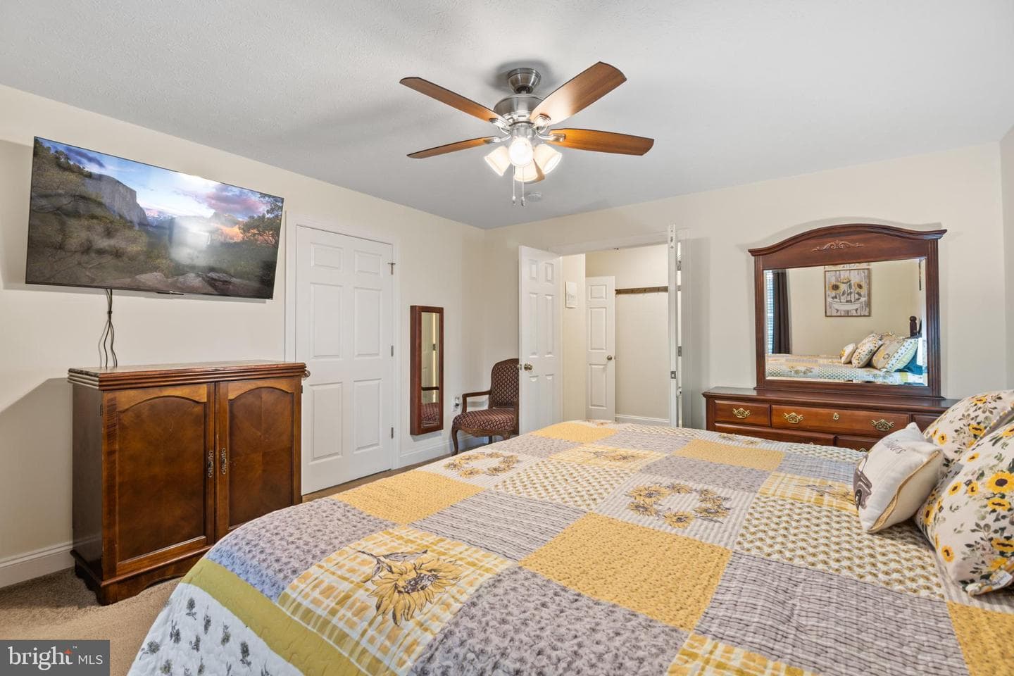 32 Onyx Drive photo 17