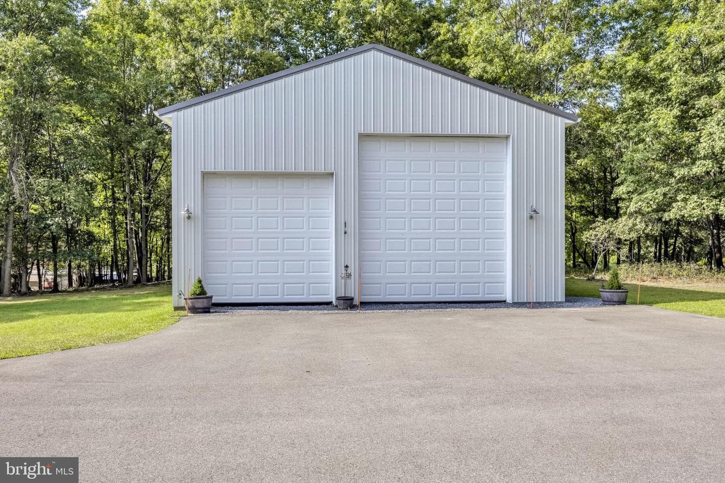 32 Onyx Drive photo 4