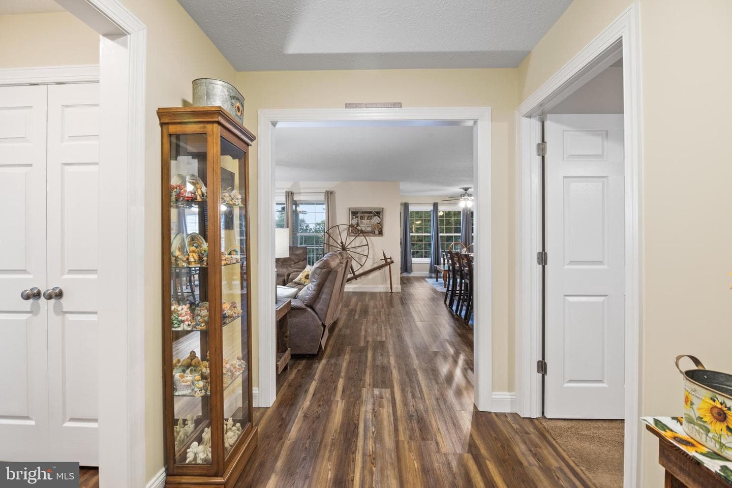 32 Onyx Drive photo 5