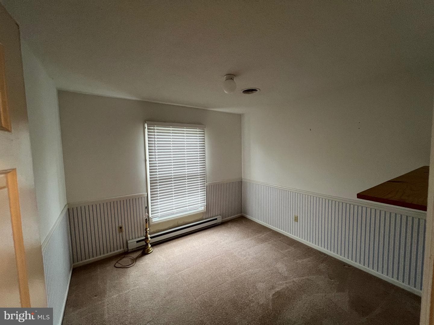 905 Hillcrest Drive photo 23