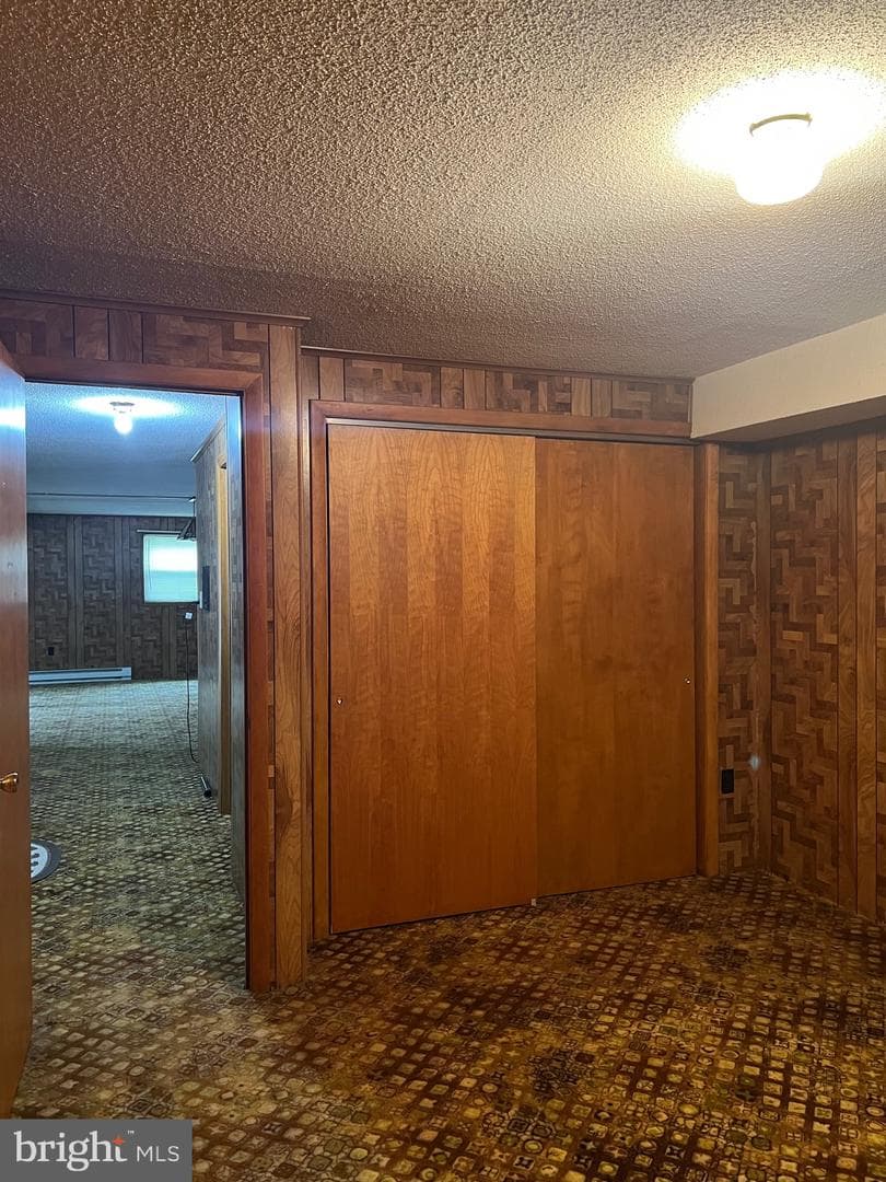 905 Hillcrest Drive photo 33