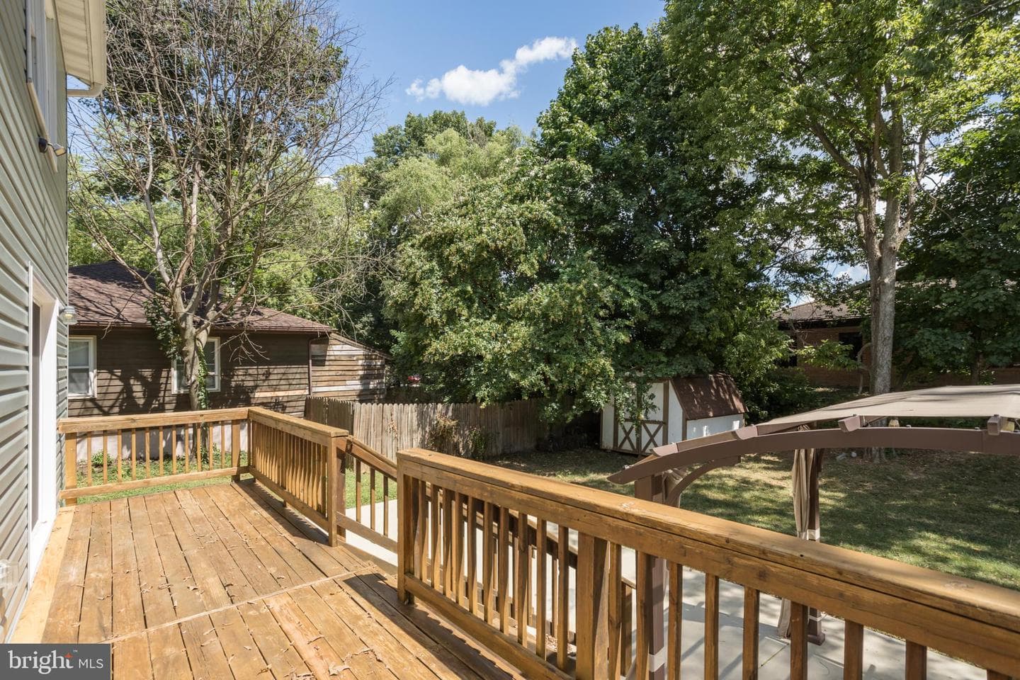 919 Hillcrest photo 46