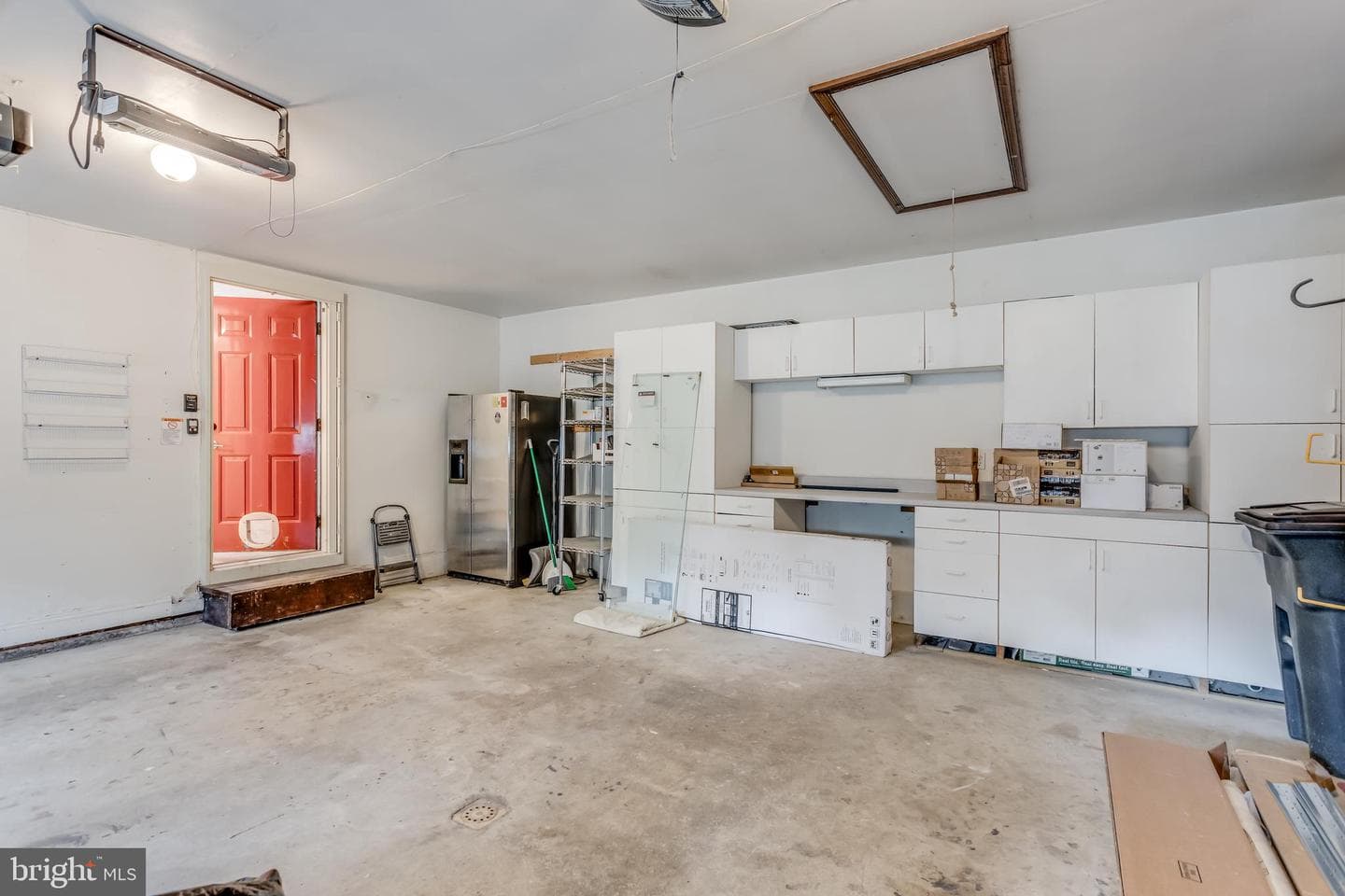 919 Hillcrest photo 48