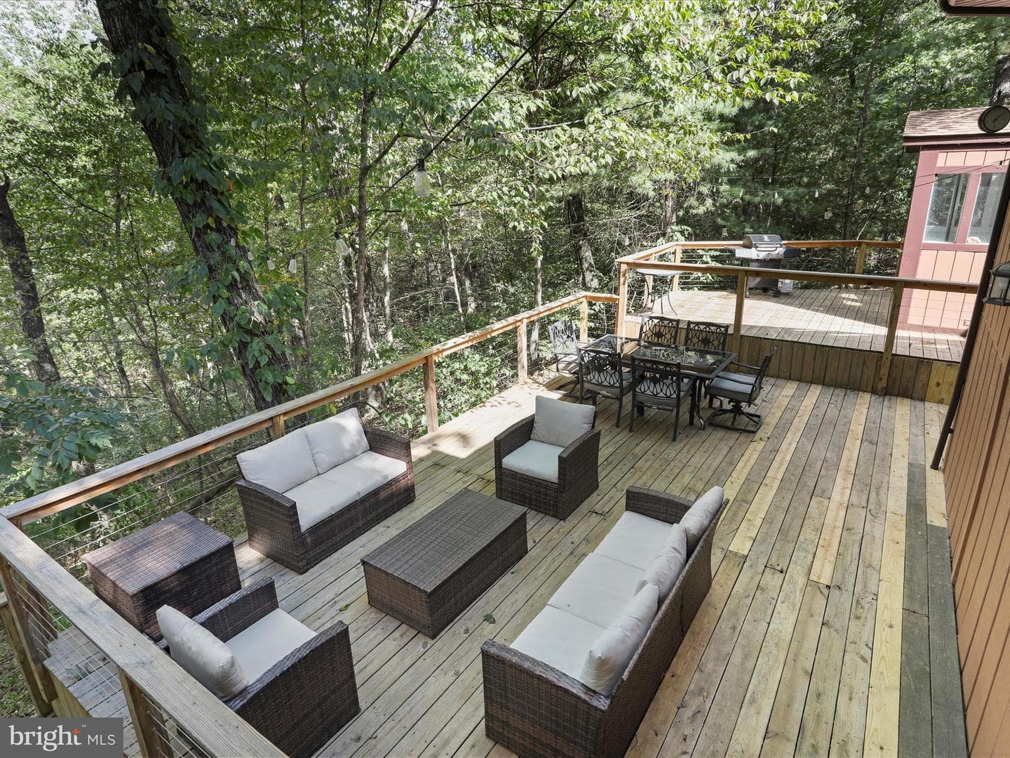 82 Sassafras Lane photo 32