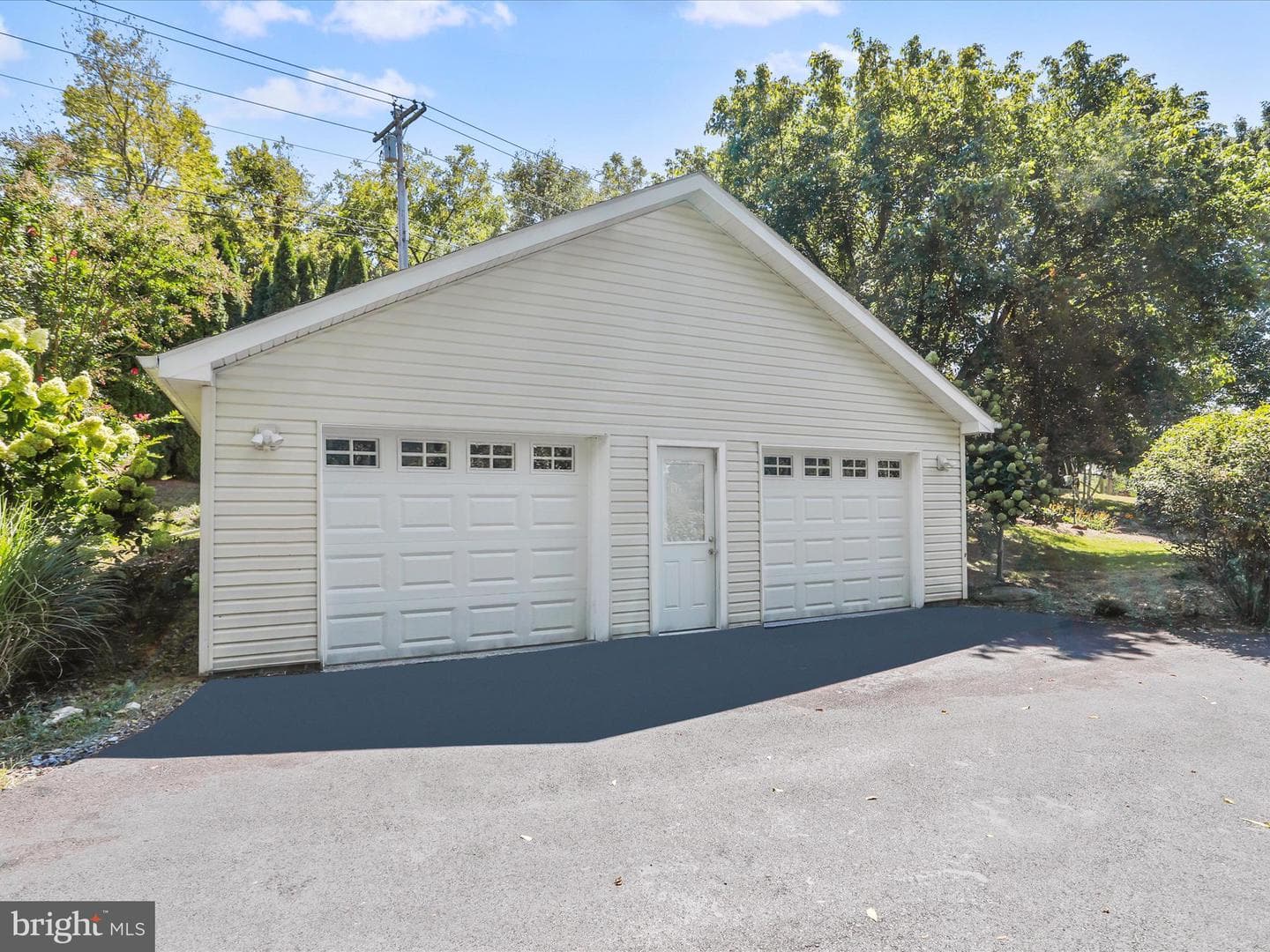 671 N Ridge Road N photo 36