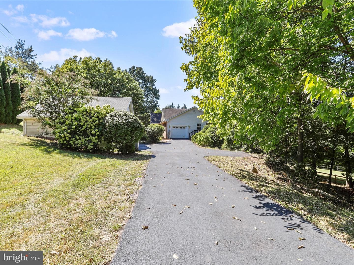 671 N Ridge Road N photo 39