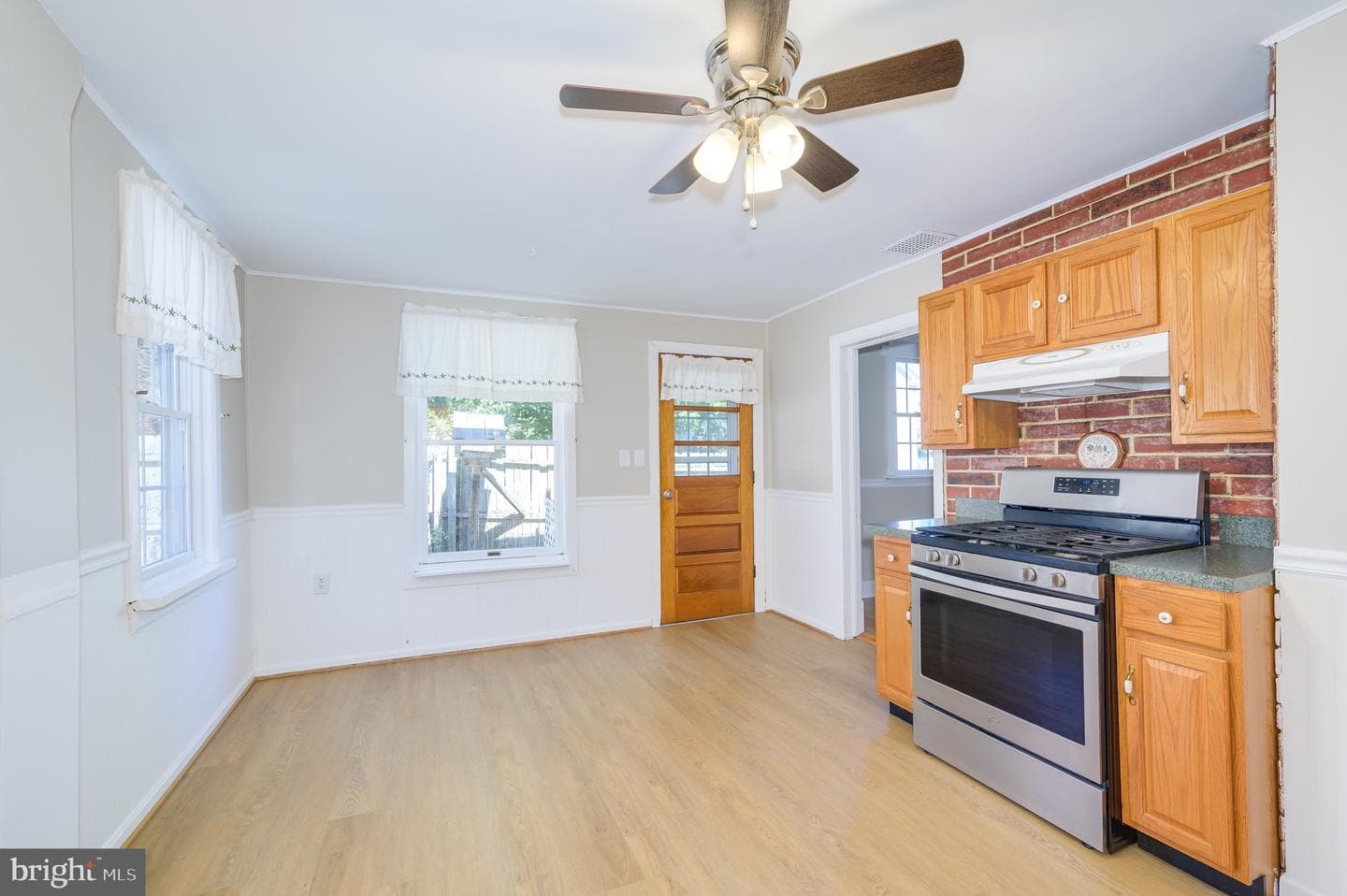 485 Porter Avenue photo 42