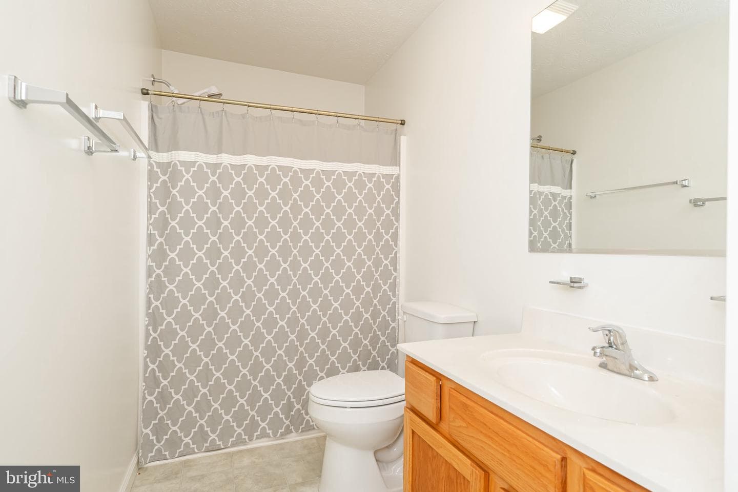 386 Pacific Boulevard photo 25