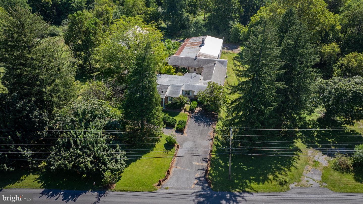 2148 Delmar Orchard Road photo 2
