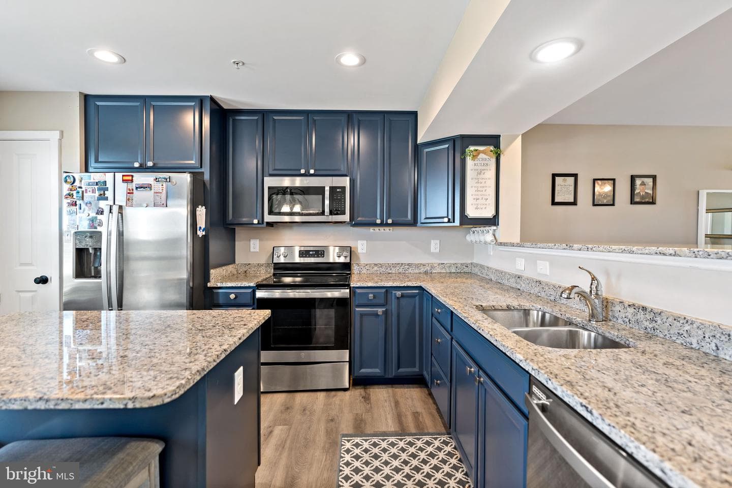 137 Carnes Way photo 10